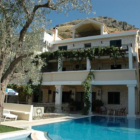 Apartments Balic Sveti Stefan Buitenkant foto