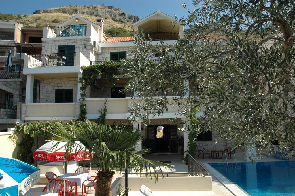 Apartments Balic Sveti Stefan Buitenkant foto