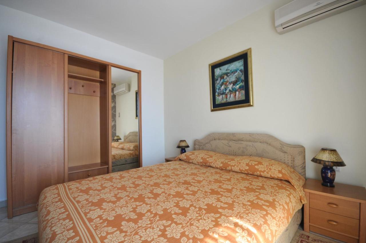 Apartments Balic Sveti Stefan Buitenkant foto