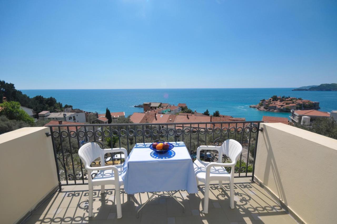 Apartments Balic Sveti Stefan Buitenkant foto