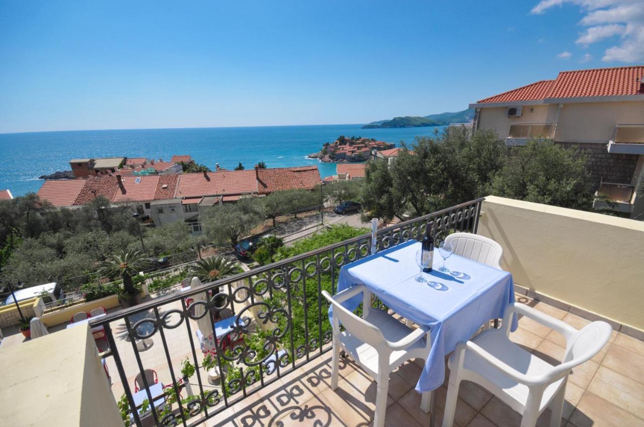 Apartments Balic Sveti Stefan Buitenkant foto