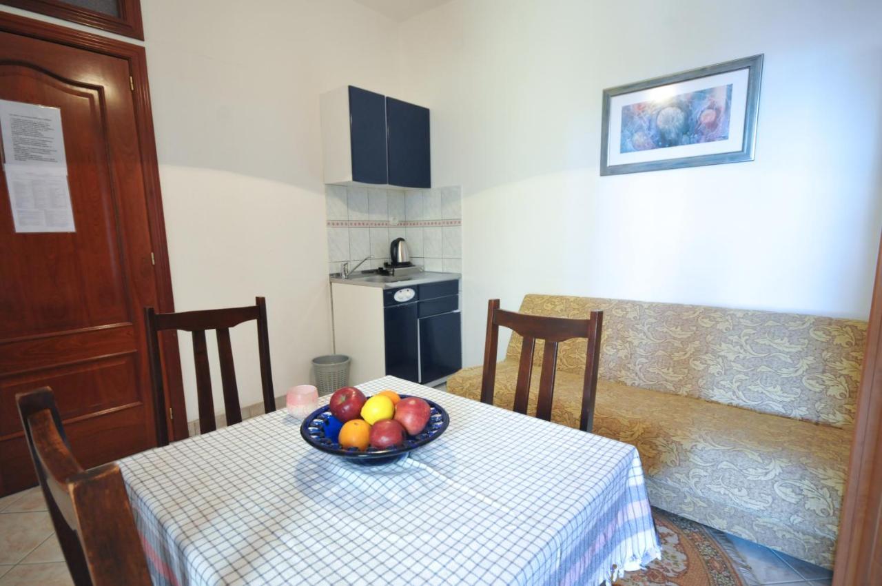 Apartments Balic Sveti Stefan Buitenkant foto