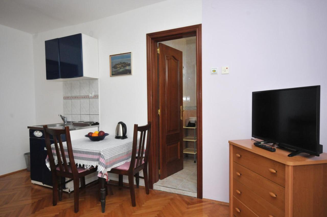 Apartments Balic Sveti Stefan Buitenkant foto