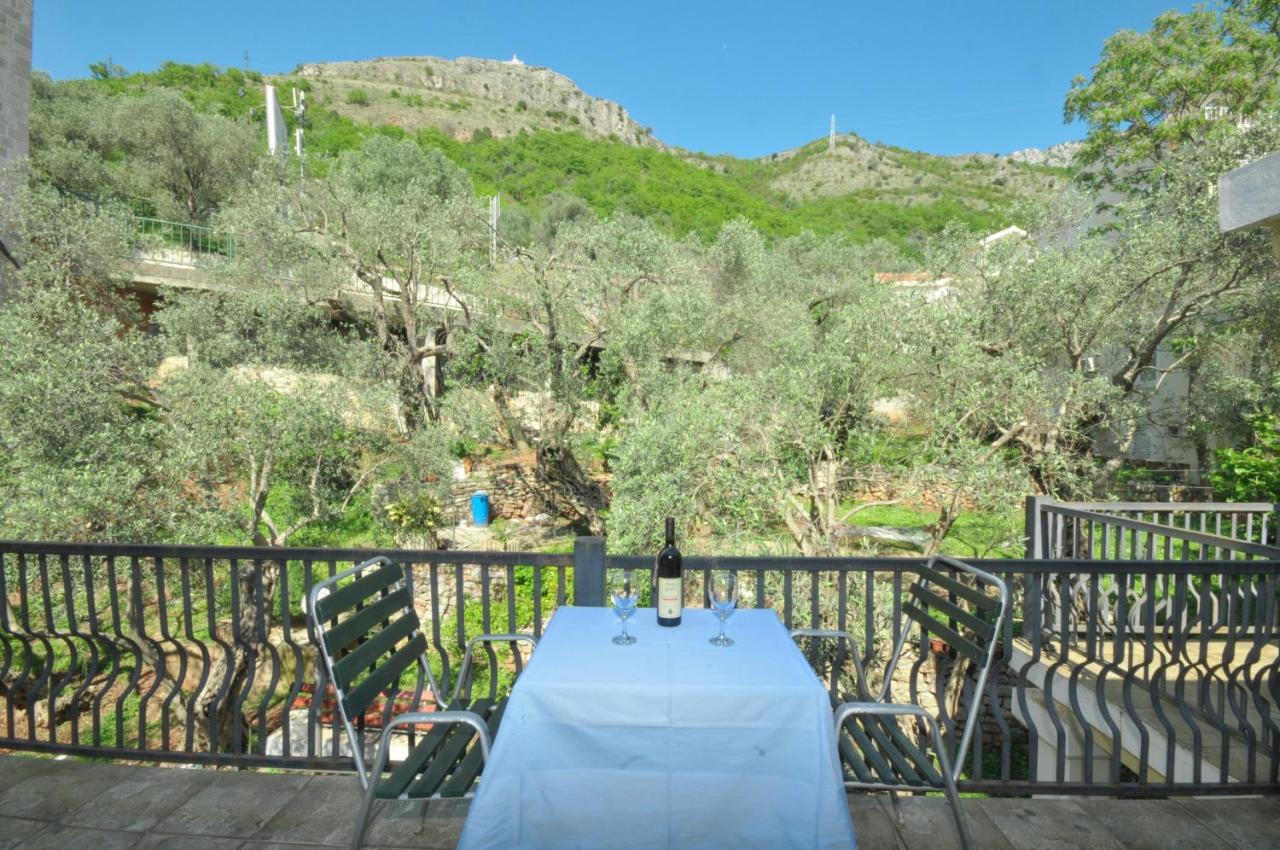 Apartments Balic Sveti Stefan Buitenkant foto