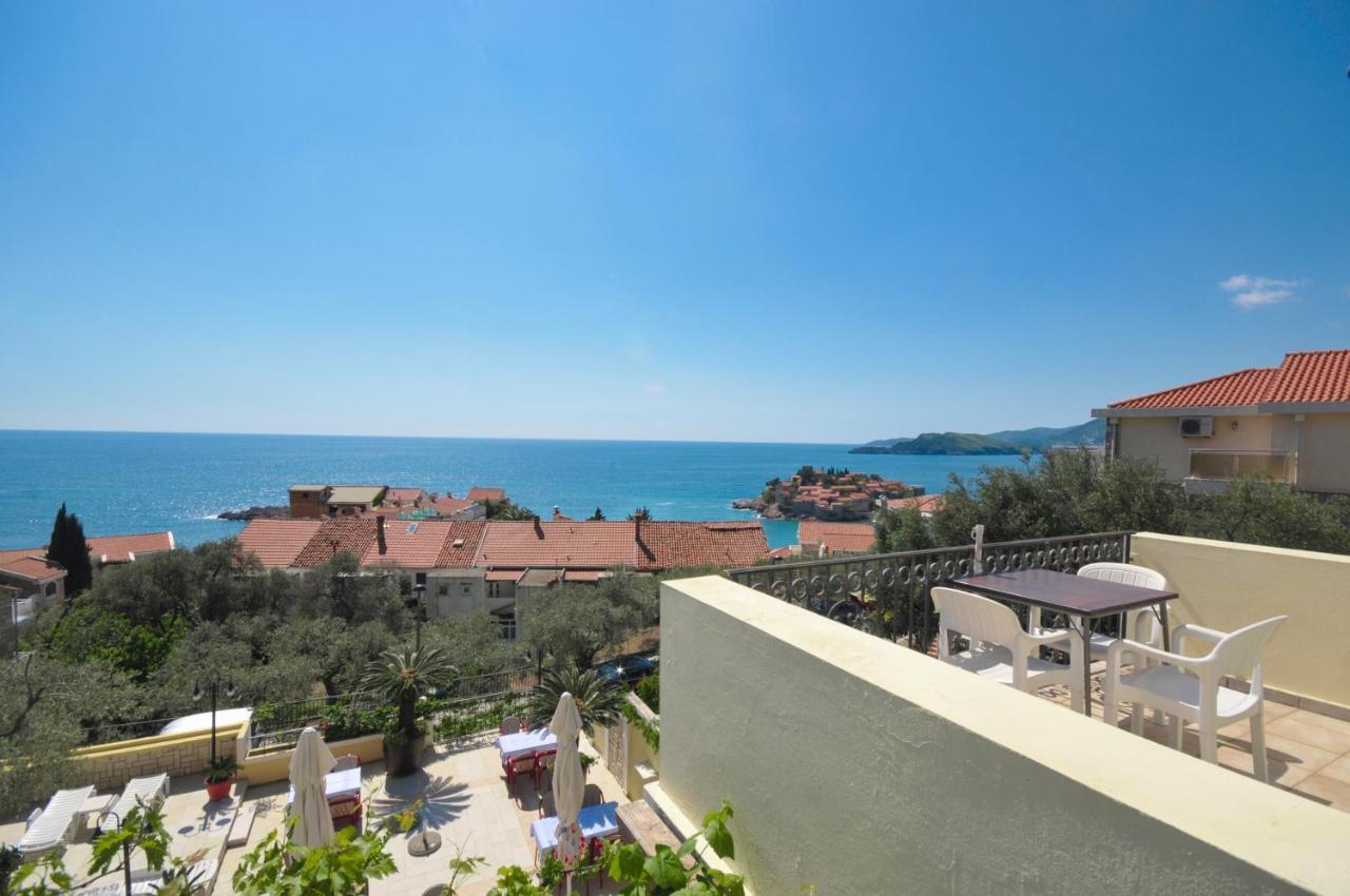Apartments Balic Sveti Stefan Buitenkant foto