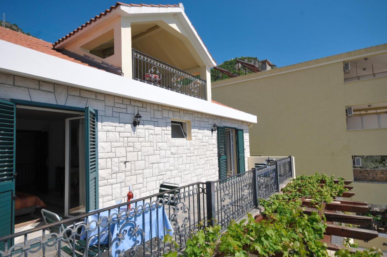 Apartments Balic Sveti Stefan Buitenkant foto